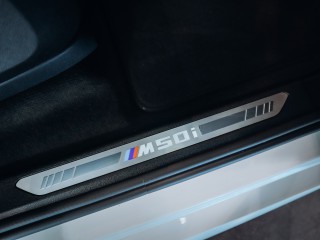 BMW X5 M50i xDrive 390 kW *TOP*