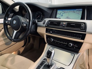 BMW 530d Touring xDrive REZERVACE