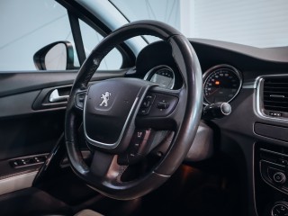 Peugeot 508 2.0 HDI Allure,Hybrid4,4x4