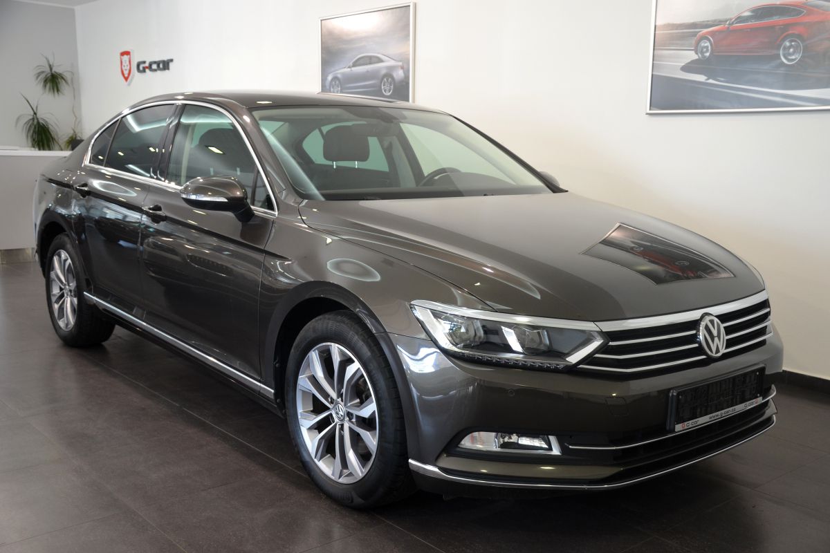 Volkswagen Passat 2.0TDI, Highline DSG,NAVI,LED