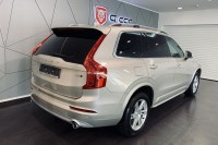 Volvo XC90 D5 AWD Momentum 7 míst