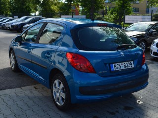 Peugeot 207 1.4HDi, 50kW - 2x sada PNEU