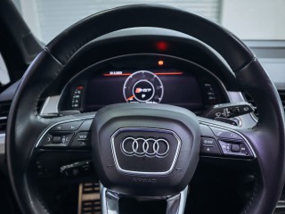 Audi SQ7 4.0TDI, Quattro 320 kW ACC TOP