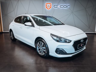 Hyundai i30 Fastback 1.4 T-GDI Trikolor