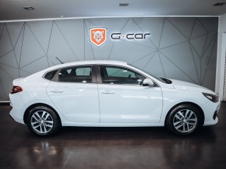 Hyundai i30 Fastback 1.4 T-GDI Trikolor