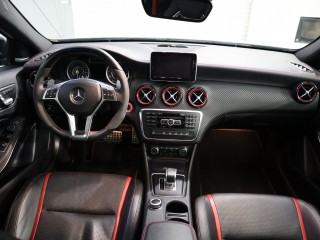 Mercedes-Benz A 45 AMG 4MATIC *TOP*