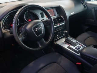 Audi Q7 3.0 TDI, 4X4 - investice NUTNÉ