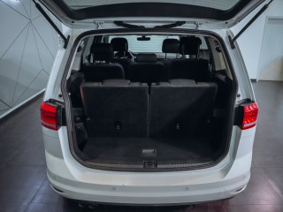 Volkswagen Touran 2.0TDI Highline DSG