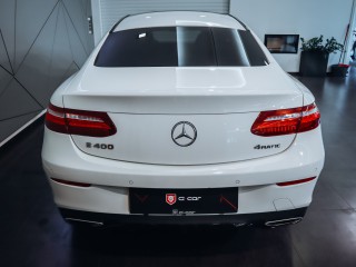 Mercedes-Benz E 400 4MATIC, AMG,Panorama *TOP*