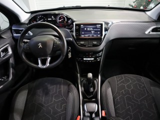 Peugeot 2008 1.2 PureTech