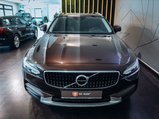 Volvo V90 D5 Cross Country 173 kW AWD