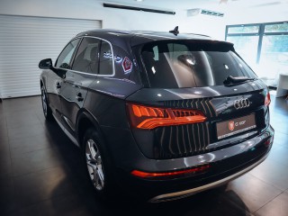 Audi Q5 2.0TDI quattro REZERVACE