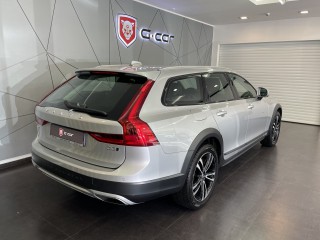 Volvo V90 D5 Cross Country 173 kW AWD