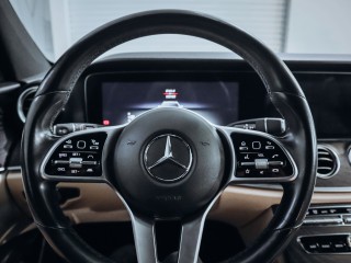 Mercedes-Benz E 400d 4MATIC AMG - TOP