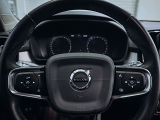 Volvo XC40 T3 Drive-E Momentum Pro FWD