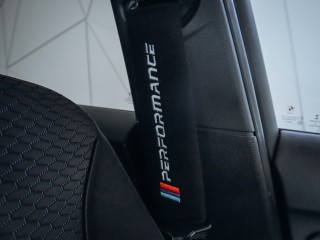 BMW 1M40i MANUÁL