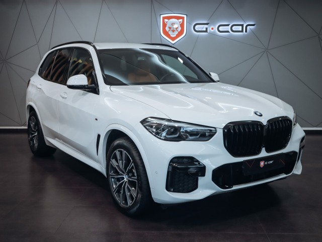 BMW X5 40i xDrive, M-Paket REZERVACE