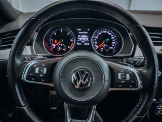 Volkswagen Passat 2.0TDI DSG R-line