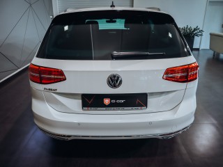 Volkswagen Passat 2.0TDI DSG R-line