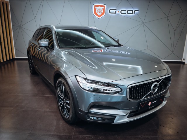 Volvo V90 D5 Cross Country 173 kW