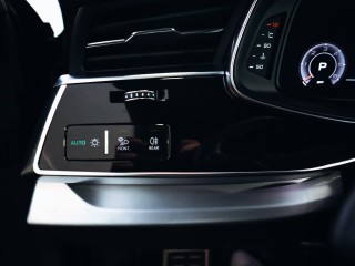 Audi Q8 50TDI S-line Quattro 210 kW