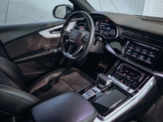 Audi Q8 50TDI S-line Quattro 210 kW