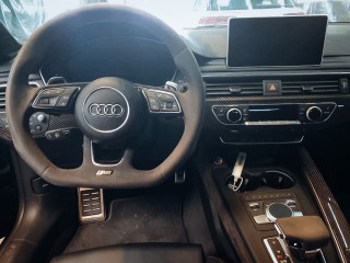 Audi RS5 Coupe quattro 331kW