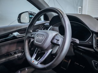 Audi Q5 40TDI quattro S-line, vzduch