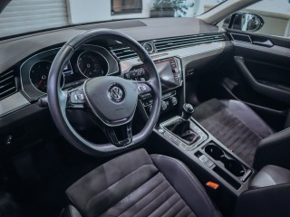 Volkswagen Passat 2.0TDI Highline