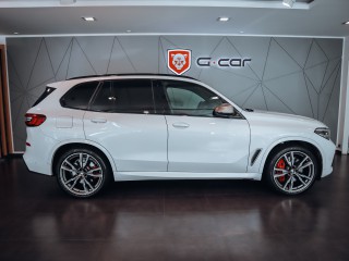 BMW X5 M50i xDrive 390 kW *TOP*