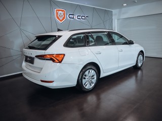 Škoda Octavia Combi 2.0 TDI DSG Ambition