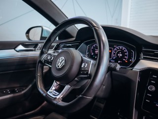 Volkswagen Arteon 2.0 TSI R-line DSG