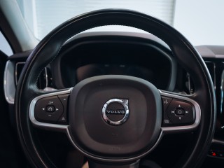 Volvo XC60 B4 AWD Momentum Pro