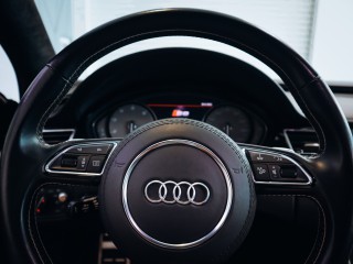 Audi S8 Plus Ceramic Carbon- TOP