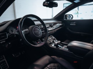 Audi S8 Plus Ceramic Carbon- TOP