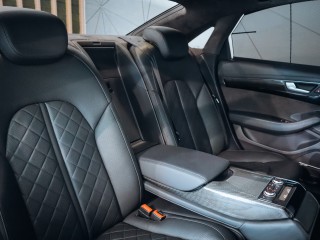 Audi S8 Plus Ceramic Carbon- TOP