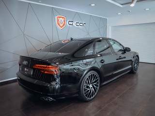 Audi S8 Plus Ceramic Carbon- TOP