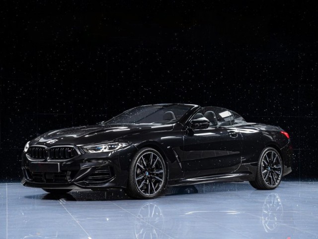 BMW 8M850i xDrive Mperformance B&W