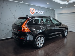 Volvo XC60 B4 AWD diesel Momentum Auto