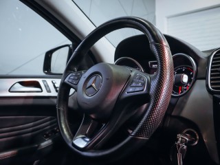 Mercedes-Benz GLE 350d 4M