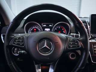 Mercedes-Benz GLE 350d 4M