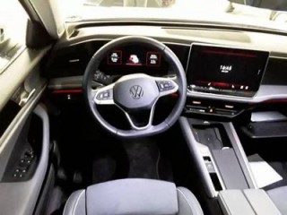 Volkswagen Passat Business 1.5 eTSI 110kW