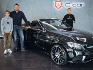 Mercedes-Benz třídy C Kabrio. Perfektní volba do letních měsíců. :-)